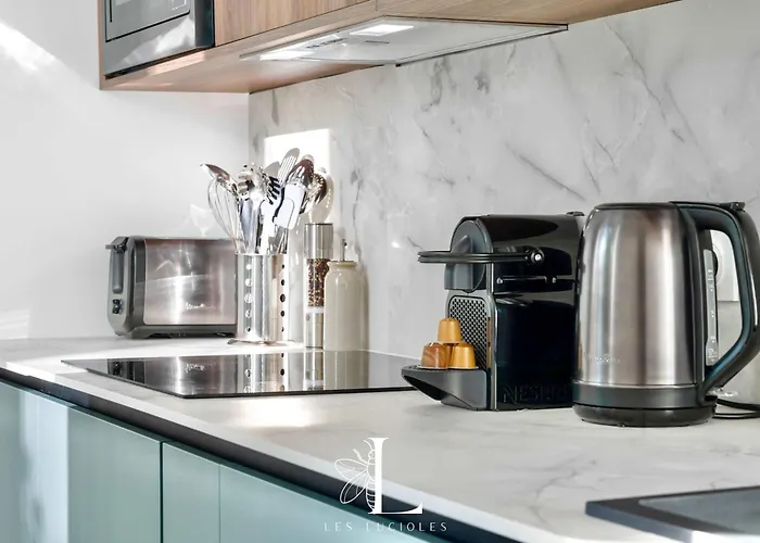 Les Lucioles 2 - Luxe Balcon Апартаменты *