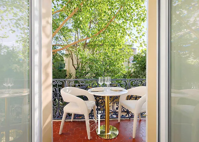 Les Lucioles 2 - Luxe Balcon Апартаменты *